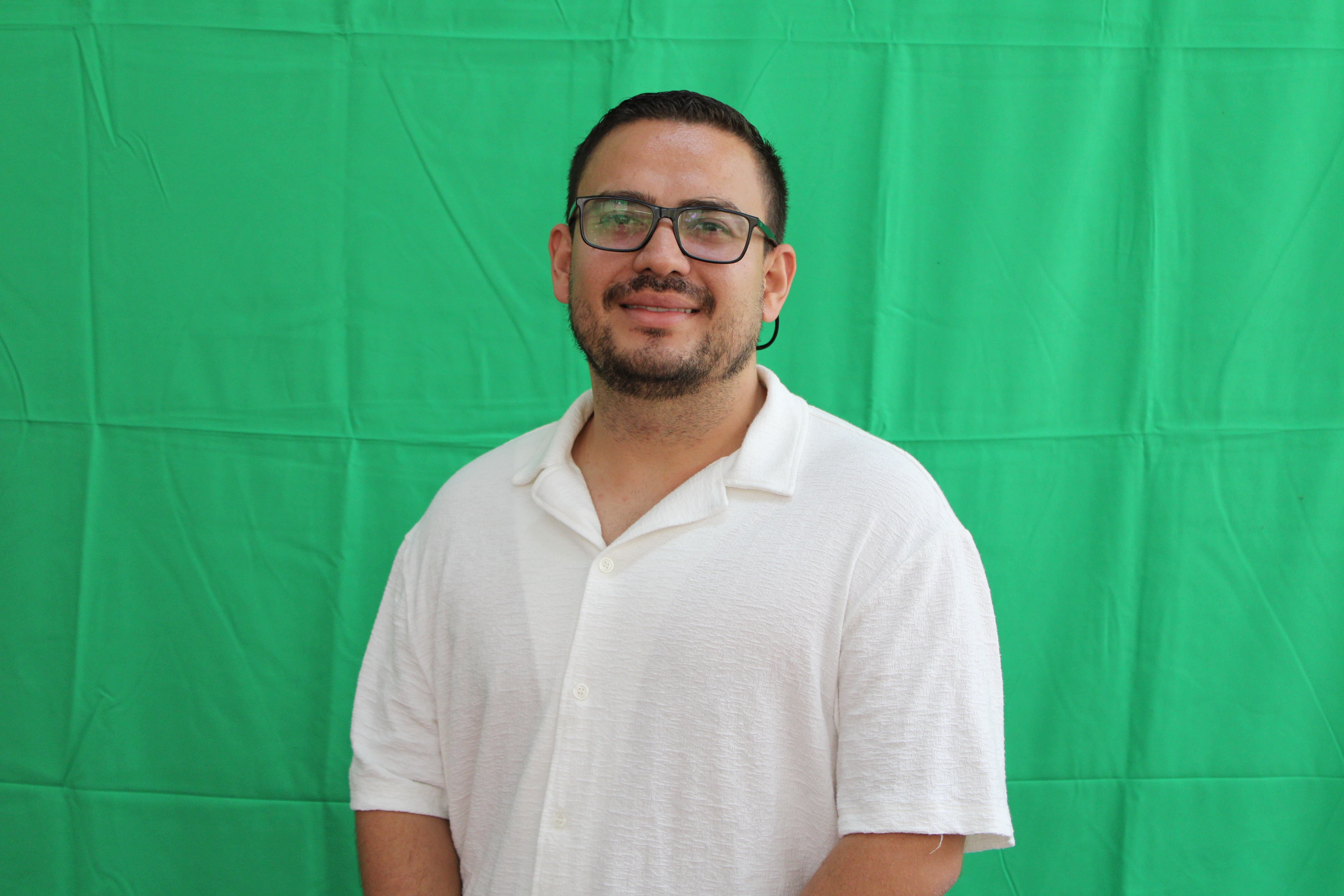 Integrante del equipo administrativo Michael Martínez