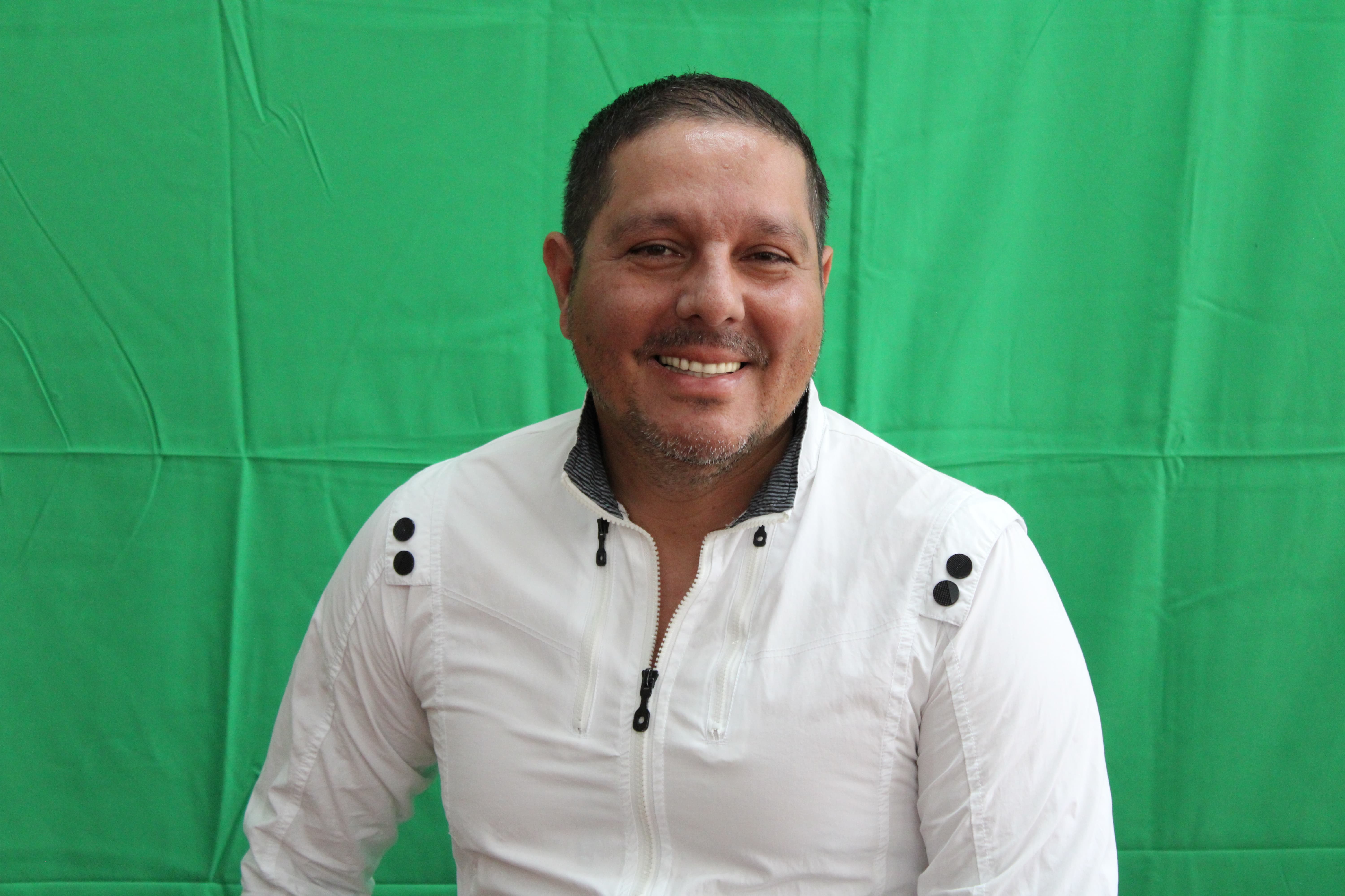 Integrante del departamento de ciencias Miguel Marín