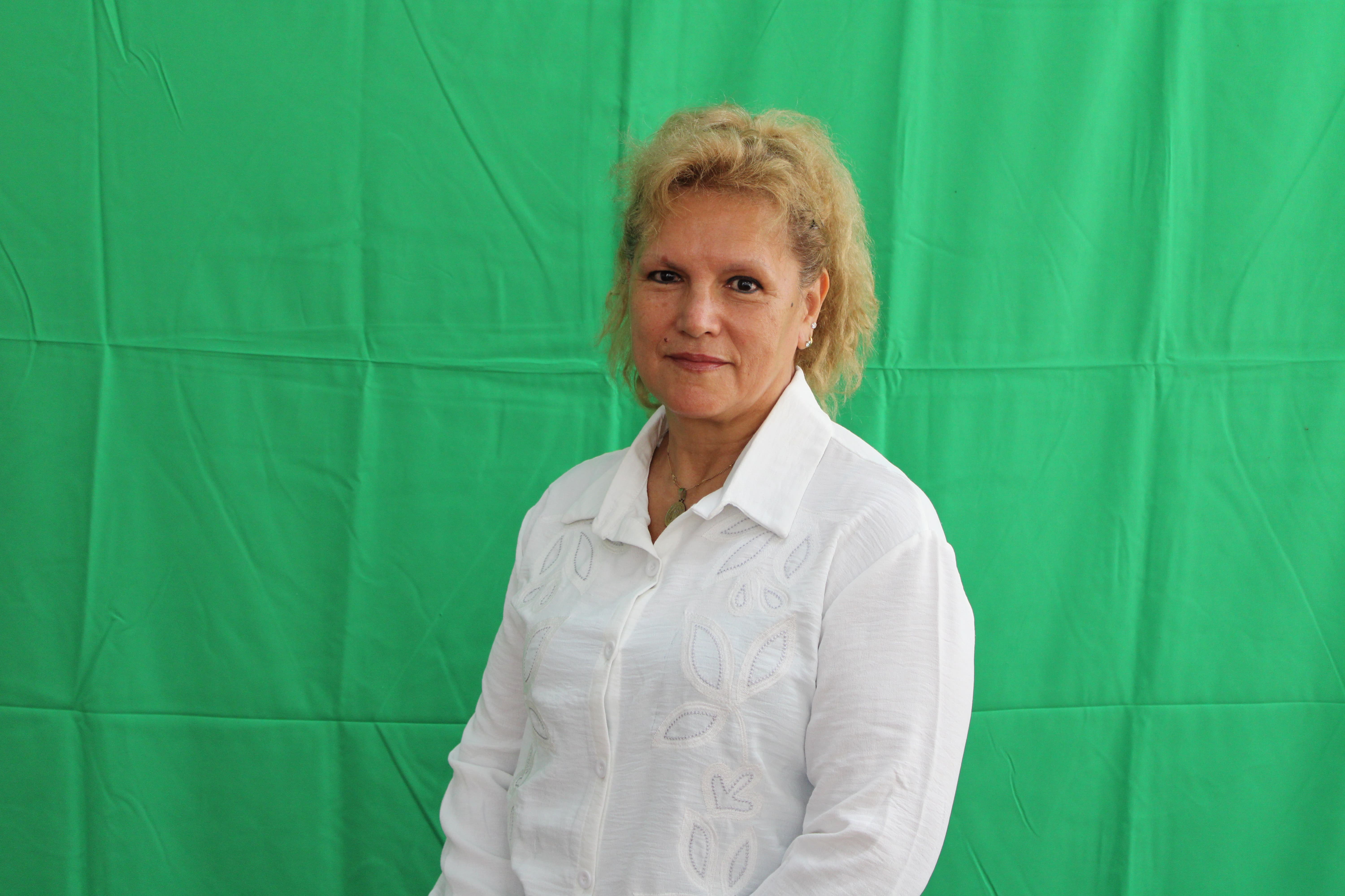 Integrante del departamento de conserjería María Castro