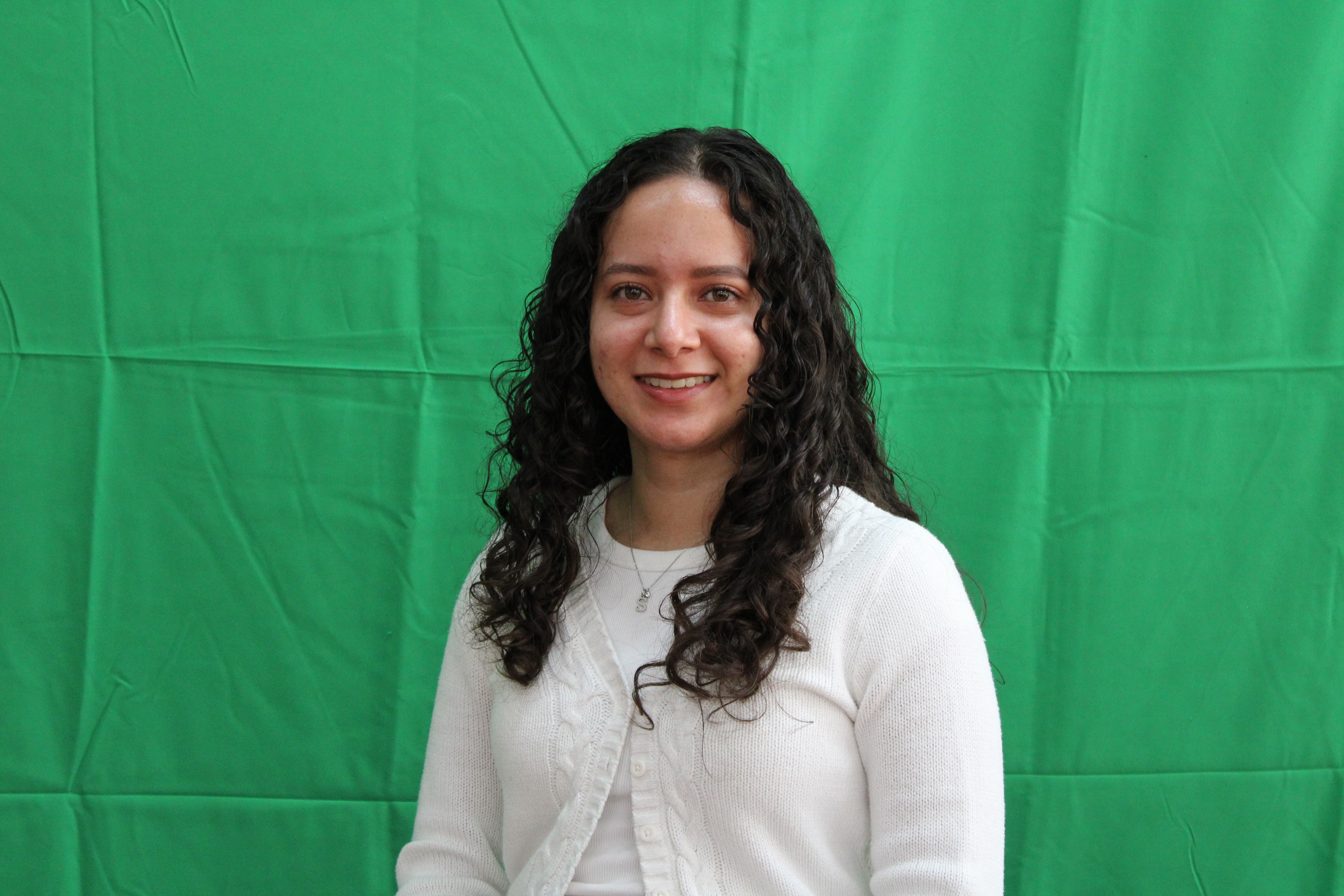 Integrante del departamento de electrónica Stacy Morales