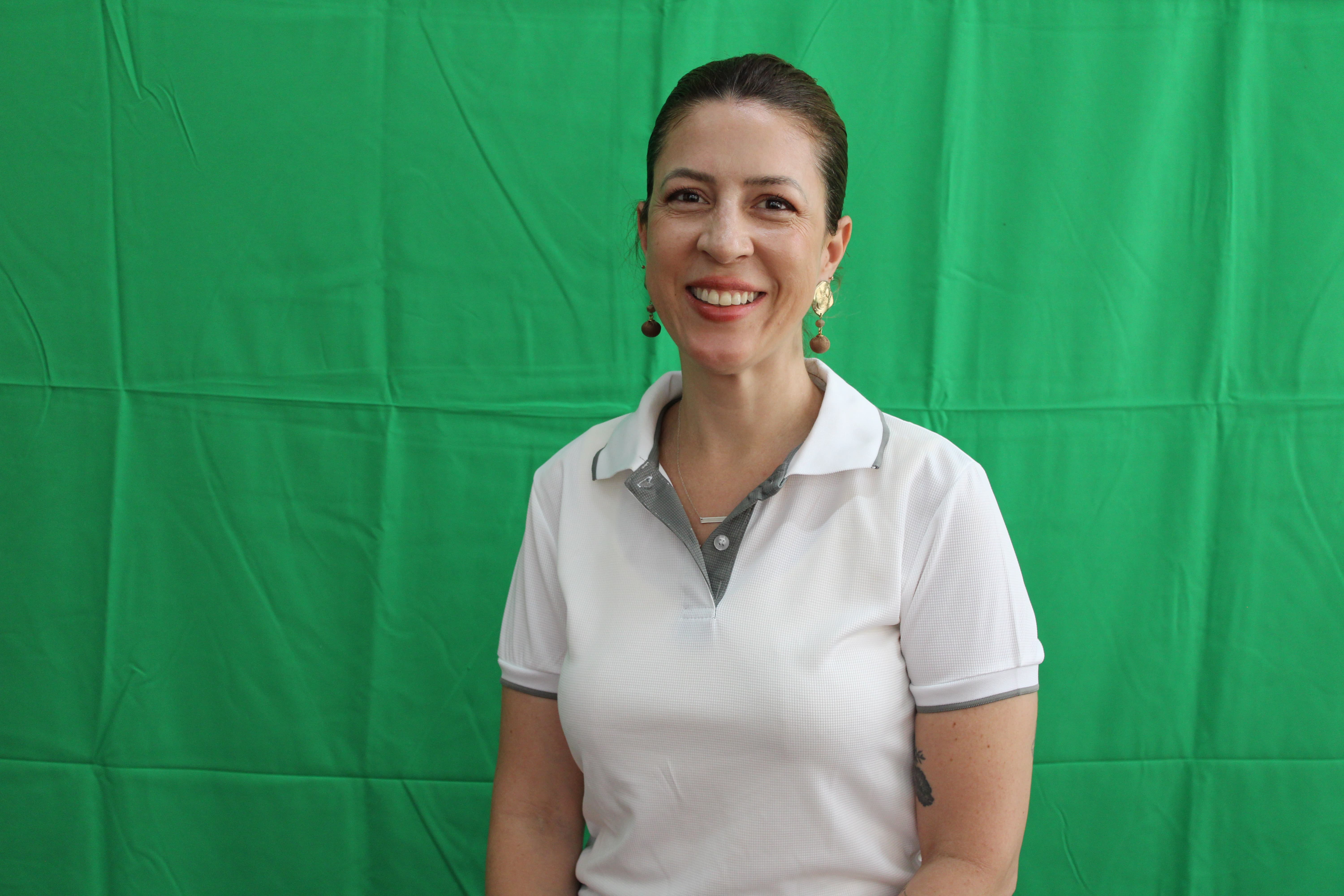 Integrante del departamento de inglés Karina Quesada