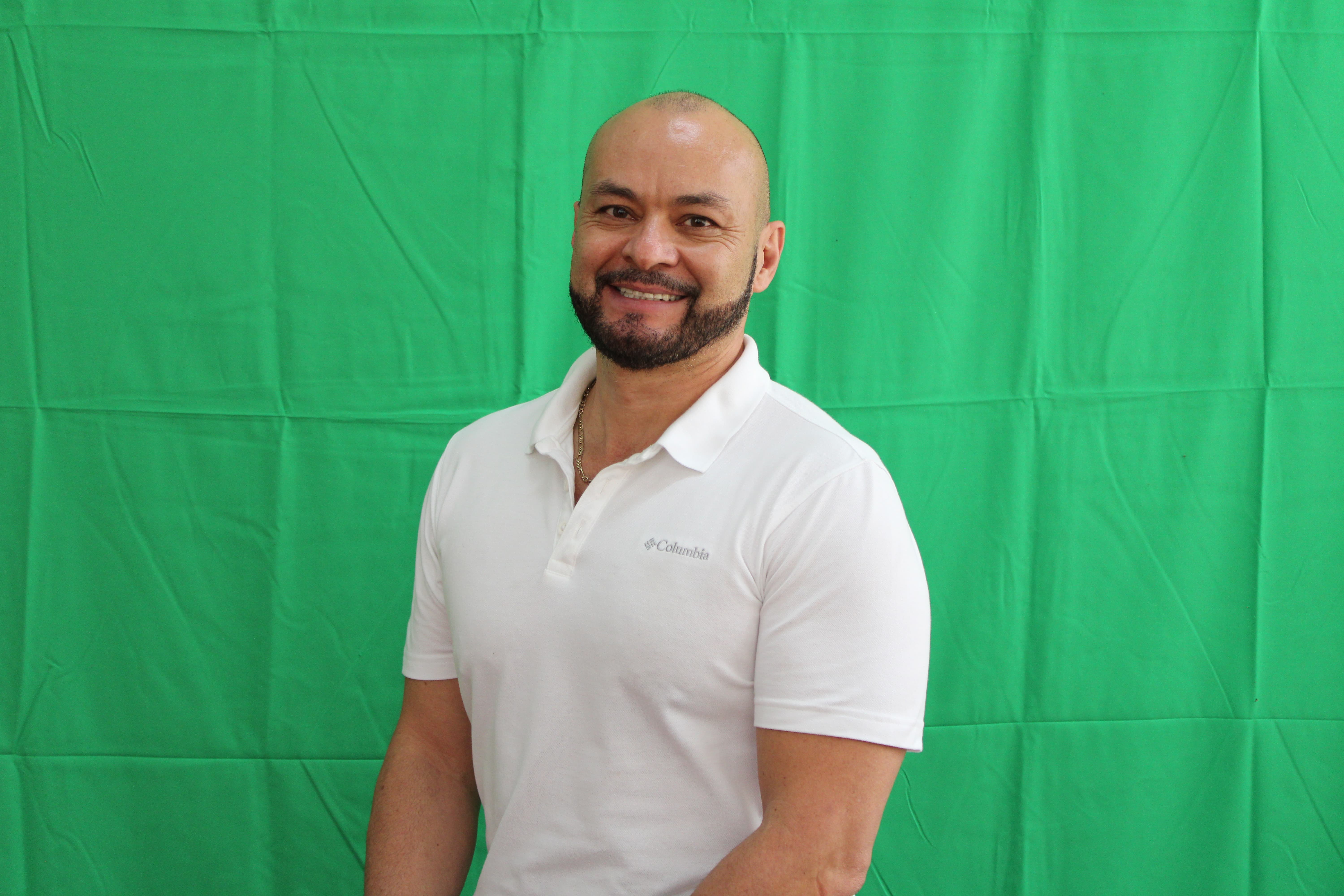 Integrante del departamento de inglés técnico Ronald Fallas