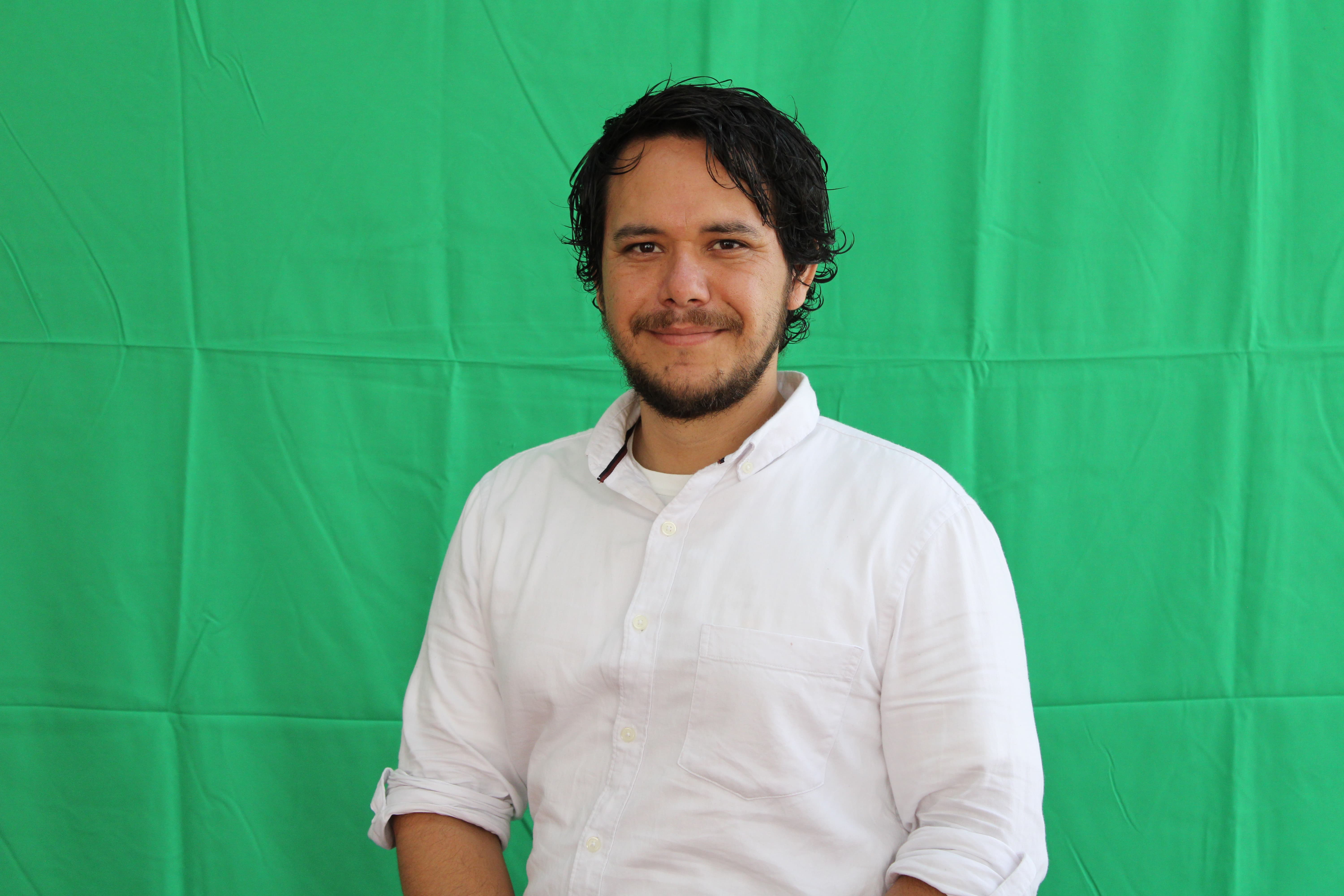 Integrante del departamento de seguridad Allan Mora
